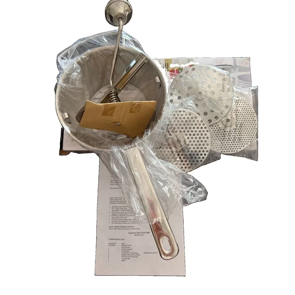 Food Mill  Stainless Steel Food Mill 1.26-Quart with Hand Crank and 3 Grindi New